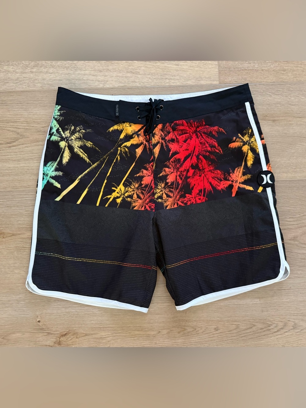 Hurley Phantom King Palm Boardshorts Men’s 32 Black Multicolor